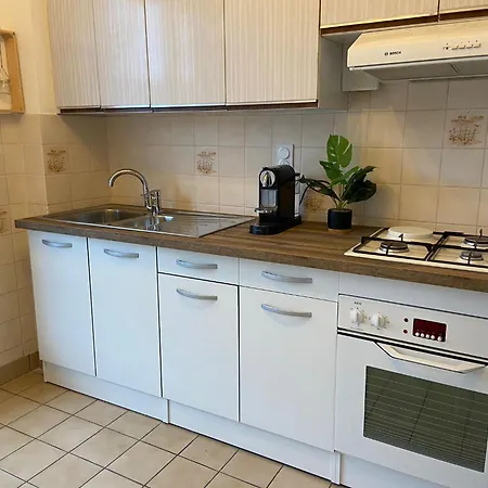 2 Superbe Hyper Centre Apartment Espalion
